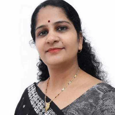Photo of Dr. Kavita dive